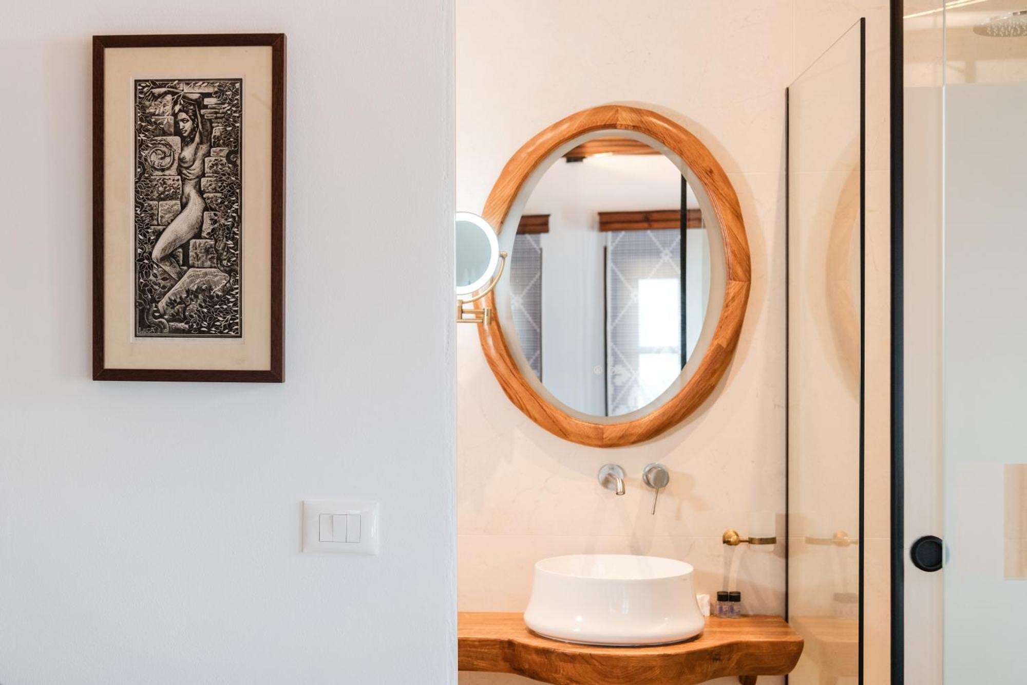 Dam Stone Boutique Hotel Гірокастра Екстер'єр фото