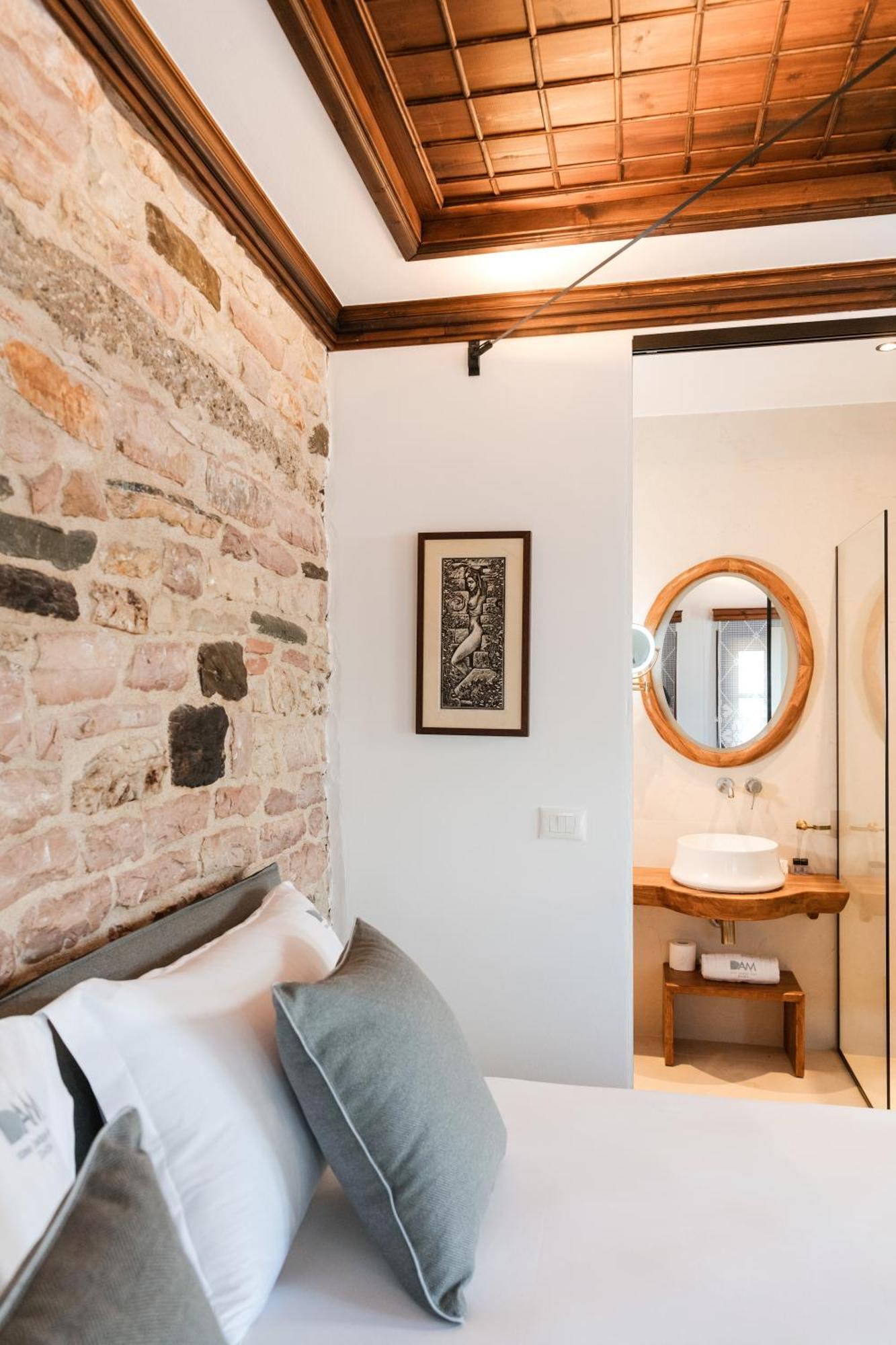Dam Stone Boutique Hotel Гірокастра Екстер'єр фото